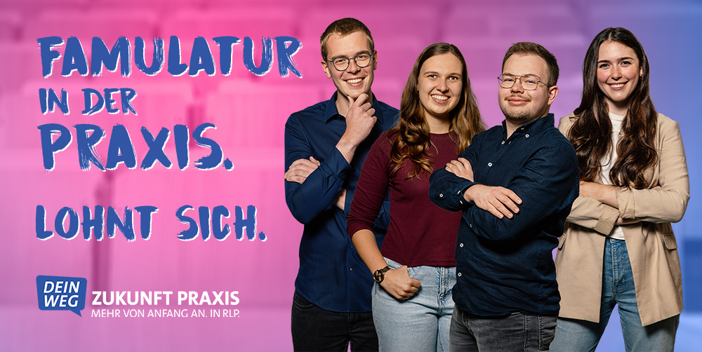 2 junge Frauen, 2 junge Männer, stehend, legere Kleidung, Text Famulatur in der Praxis. Lohnt sich.