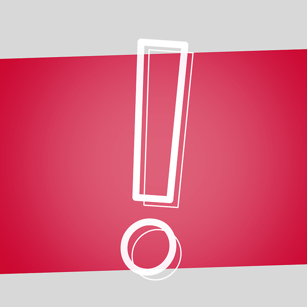 Großes Ausrufezeichen auf farbigem Hintergrund